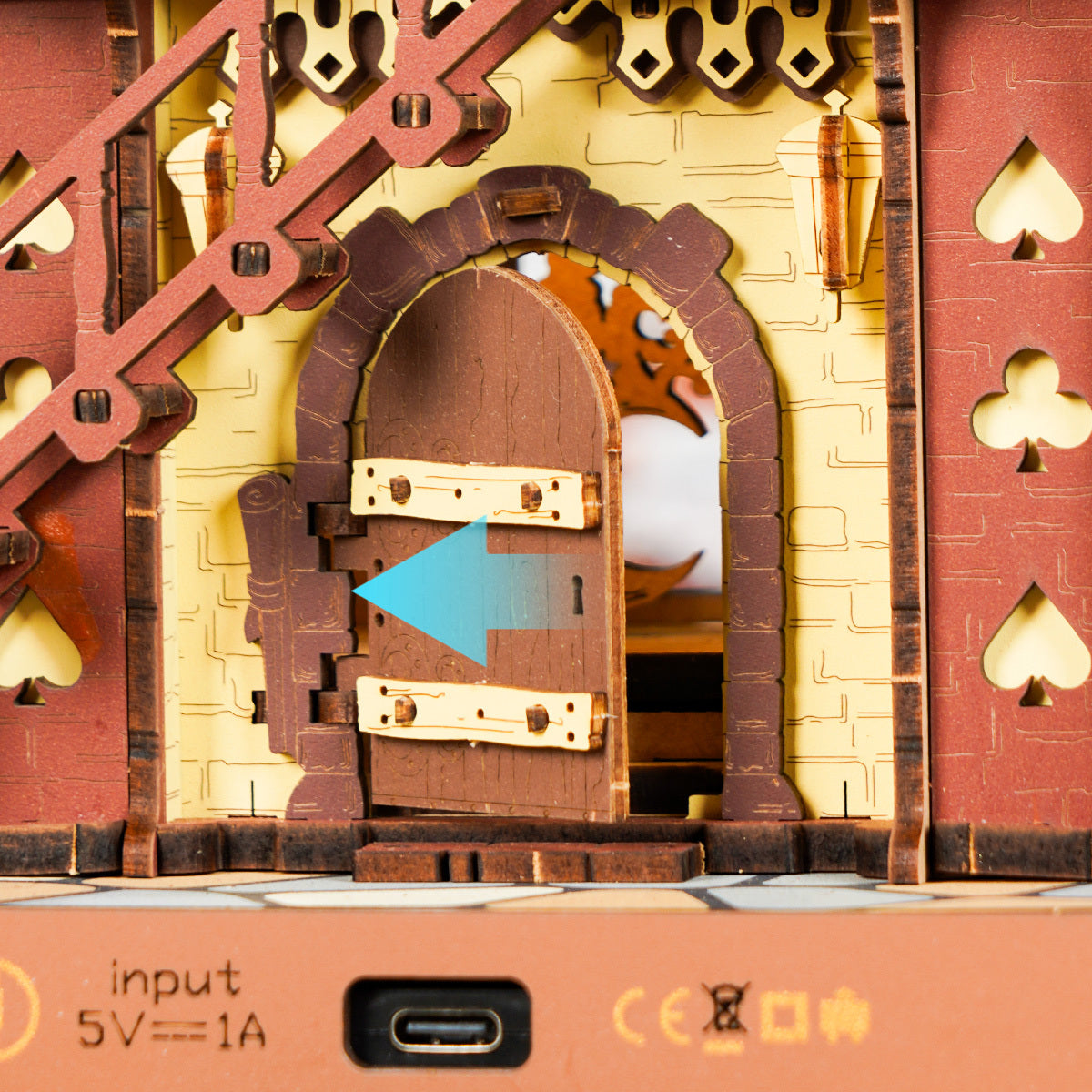 Guguklu Waldhaus-Uhr (3D Holzbausatz)