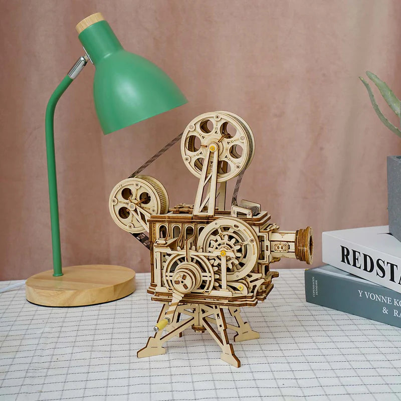 Vintage Filmprojektor Holzbausatz – 3D Puzzle mit echter Projektion